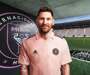 Messi llega como agente libre para firmar con el equipo de David Beckham.