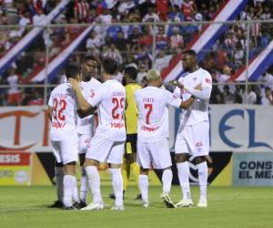 Olimpia goleó 3-0 al Génesis en Comayagua por la Liga Nacional de Honduras.