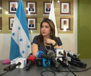 Cossette López condenó los ataques contra su familia tras ser elegida como presidenta del CNE.