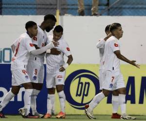 Olimpia logró derrotar a Lobos de la UPN en el estadio Morazán.