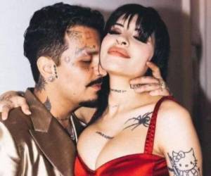 Después de la separación de Christian Nodal y Cazzu nuevas teorías sobre las verdaderas causas de su ruptura amorosa surgieron en redes sociales donde destacan el robo y una supuesta infidelidad de parte del cantante mexicano.