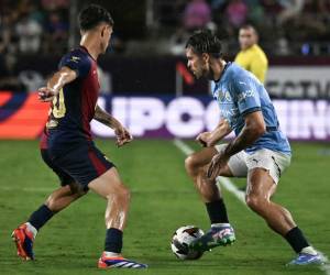 Barcelona derrota en penales a Manchester City en amistoso en USA en debut de Hansi Flick