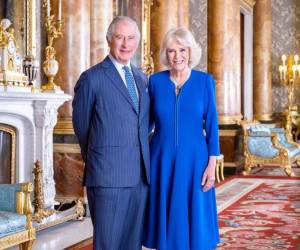 El 6 de mayo Carlos III se coronará rey de Inglaterra a siete meses de la muerte de su madre, la reina Isabel II. El nuevo monarca ha hecho de su coronación un evento en el que la sustentabilidad, austeridad y poca opulencia en comparación a otras coronaciones.