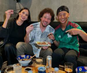 El youtuber Luisito Comunica, su novia, Arianny Tenorio y el japonés radicado en Honduras, Shin Fujiyama, compartieron una deliciosa cena en la Ciudad de México, luego de que Fujiyama lograra llegar a la capital del país tras más de 30 días corriendo. Aquí los detalles de lo que conversaron.