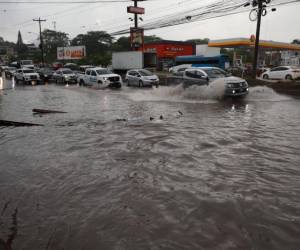 Honduras está cerca de ser golpeada por tres eventos climatológicos.