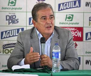 En 2021, Jorge Luis Pinto fue una de las opciones en la agenda de la Fenafuth para hacerse cargo de la Selección de Honduras.