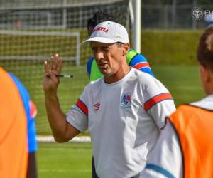 Pedro Troglio está viviendo los peores días desde su llegada al Olimpia y a Liga Nacional de Honduras. Seis juegos sin ganar, eliminados de Copa Centroamericana y más...