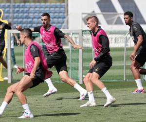 El Real Madrid ha entrenado sin su portero Andriy Lunin.