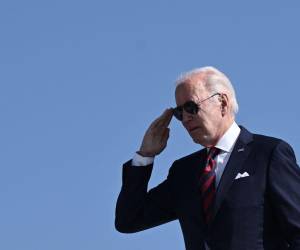 El presidente de Estados Unidos, Joe Biden, confirmó el lunes que se reunirá el martes con los líderes de la oposición republicana en el Congreso.