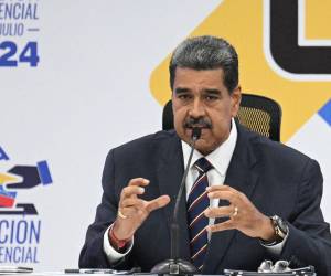 Nicolás Maduro está siendo acusado por la oposición venezolana de cometer fraude.