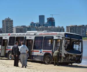 El conductor fue uno de los heridos graves tras salir expulsado por el parabrisas.