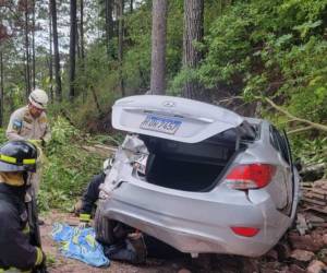 Cuando los cuerpos de rescate llegaron hasta el lugar del accidente, la mujer ya no tenía signos vitales.