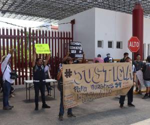 Las familias de los fallecidos exigen que se haga justicia en el caso.