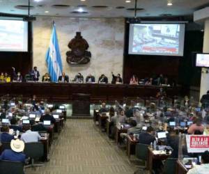 Desde la oposición avizoran una nueva crisis legislativa en el CN, acompañado de la falta de votos para la aprobación de iniciativas remitidas al Legislativo desde el Ejecutivo.