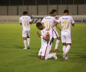 La mala noticia para los leones son las dos bajas con las que no podrá contar el técnico argentino para este importante desafío a desarrollarse este sábado.