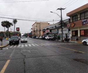 En la ciudad de La Ceiba se reportaron fuertes lluvias esta mañana.