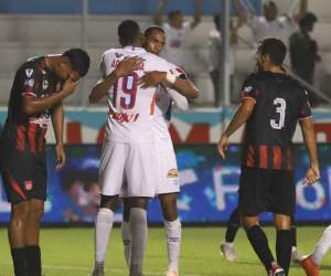 Jerry Bengtson ha sido la gran figura de la noche para un Olimpia que ha sufrido más de la cuenta.