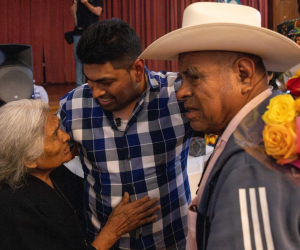 Doña Irene, de 80 años, y su esposo Esteban Hernández, de 74, forman parte de una treintena de familias llegadas a Nueva York.