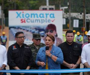 La presidenta inauguró la subestación eléctrica San Isidro en La Ceiba, Atlántida.