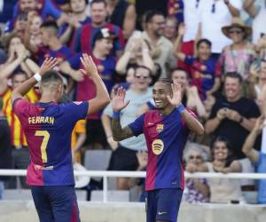 Barcelona golea 7-0 al Real Valladolid y sigue con marca perfecta