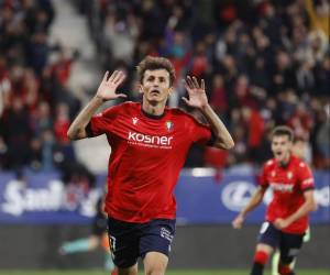 Ante Budimir anotó doblete con el Osasuna sobre el FC Barcelona por LaLiga.