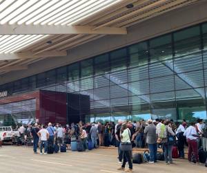 Francia inicia evacuación de europeos de Níger tras golpe de Estado