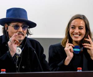 Johnny Depp critica a Hollywood y defiende el cine europeo por su creatividad y libertad.