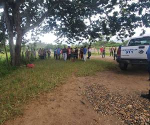 Elementos de la Policía Nacional se apersonaron al lugar y acordonaron la escena.