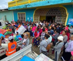 Con más de 47 mil afectados por la tormenta Sara, Honduras habilita albergues con alimentos, agua potable y atención médica