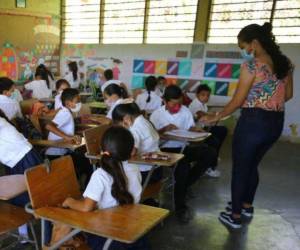 Los alumnos de las zonas rurales del país siguen sindo los más afectados por las escuelas unidocentes.