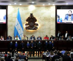 Al no tener los votos necesarios para la elección, Libre deberá dialogar con las bancadas de los partidos de oposición en el Congreso Nacional.