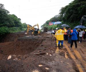 Dos víctimas mortales en Guatemala por colapso de estructuras debido a las intensas precipitaciones. Pronósticos indican más lluvias y formación de tormentas en la región.