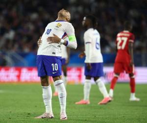 Mbappé ingresó en el segundo tiempo del partido pero no logró pesar para evitar el empate de Les Bleus.