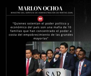 Llevando cajas con supuestas evidencias y acompañado de funcionarios, diputados y activistas de Libertad y Refundación (Libre), el director del Servicio de Administración de Rentas (SAR), Marlon Ochoa, presentó este miércoles una serie de pruebas en contra de varios empresarios hondureños tras declarar días atrás que existen “cúpulas empresariales” que se han beneficiado de exoneraciones irregulares. A continuación repasamos las frases del director del SAR.