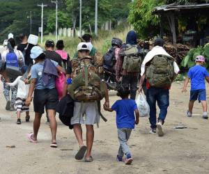 Miles de hondureños salen de su país en busca del sueño americano, pero corren el riesgo de ser secuestrados como esta familia.