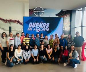 Grupo Q capacitó a mujeres en mecánica básica con su taller gratuito “Dueñas del Volante”.