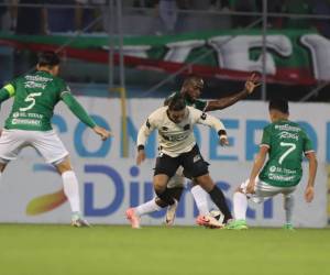 Marathón y Olimpia jugaron el clásico nacional en el Morazán.