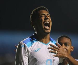 Choco Lozano y Bryan Róchez se convirtieron en los héroes de la noche ante la selección mexicana, que no logró llegar a la portería y cayó 0-2, de visita en Tegucigalpa. La emoción de la Bicolor fue más que notoria en la cancha.