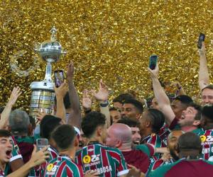 Fluminense derrotó la Boca 2-1 en el Maracaná tras un partido emocionante donde se coronaron campeones de la Copa Libertadores.