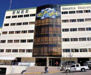 La ENEE ofreció a los inversionistas 1,000 millones de lempiras en bonos a tres años plazo, L2,500 millones a cinco años y L3,000 millones a siete años