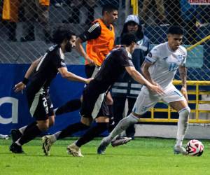 Luis Palma fue la figura de Honduras en el partido de ida ante México en San Pedro Sula.