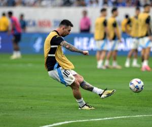 Messi está de regreso en el 11 titular de Argentina para los cuartos de final ante Ecuador.