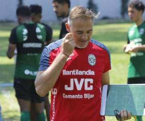 El entrenador atendió la conferencia de prensa previo al duelo por la octava jornada de Liga Nacional.