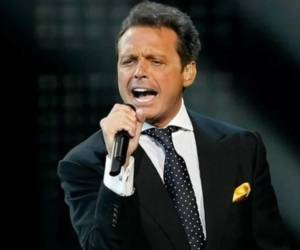 Luis Miguel tuvo un gesto solidario con los miles de damnificados por el paso del huracán Otis en Acapulco.