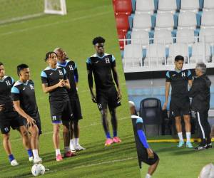 Entre risas y cambios, así entrena Honduras de cara al último entrenamiento en el Estadio Nacional Chelato Uclés para enfrentar a México en la Liga de Naciones de Concacaf