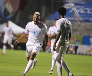 ¡Una joya! Alex López puso de pie a la afición hondureña con su golazo ante Trinidad y Tobago