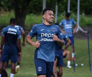 José Escalante se entrena con normalidad en Motagua a la espera que se solucione el tema contractual con el equipo de Canadá.