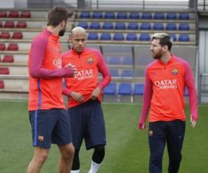 En la imagen aparecen Piqué, Neymar y Messi (Foto: Redes del club)