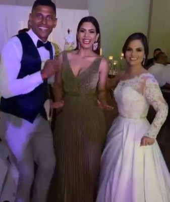 FOTOS: Así llegaron vestidos los invitados a la boda de Carlo Costly y Tita Torres