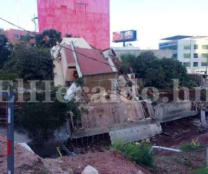 El incidente ocurrió en horas de la madrugada en la colonia Tepeyac, aledaña a Lomas del Guijarro y Las Minitas (Foto: Estalin Irías/ El Heraldo Honduras/ Noticias de Honduras)